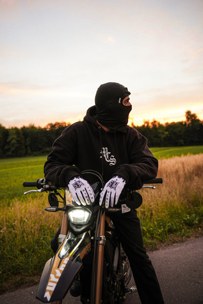 RR X MADCAP GLOVES (PRE-ORDER)