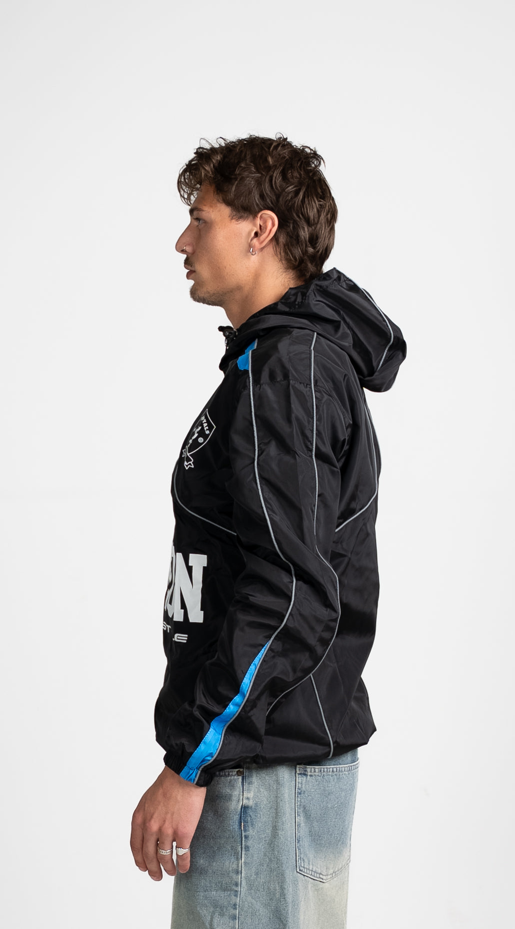 REFLECTIVE SHELL JACKET