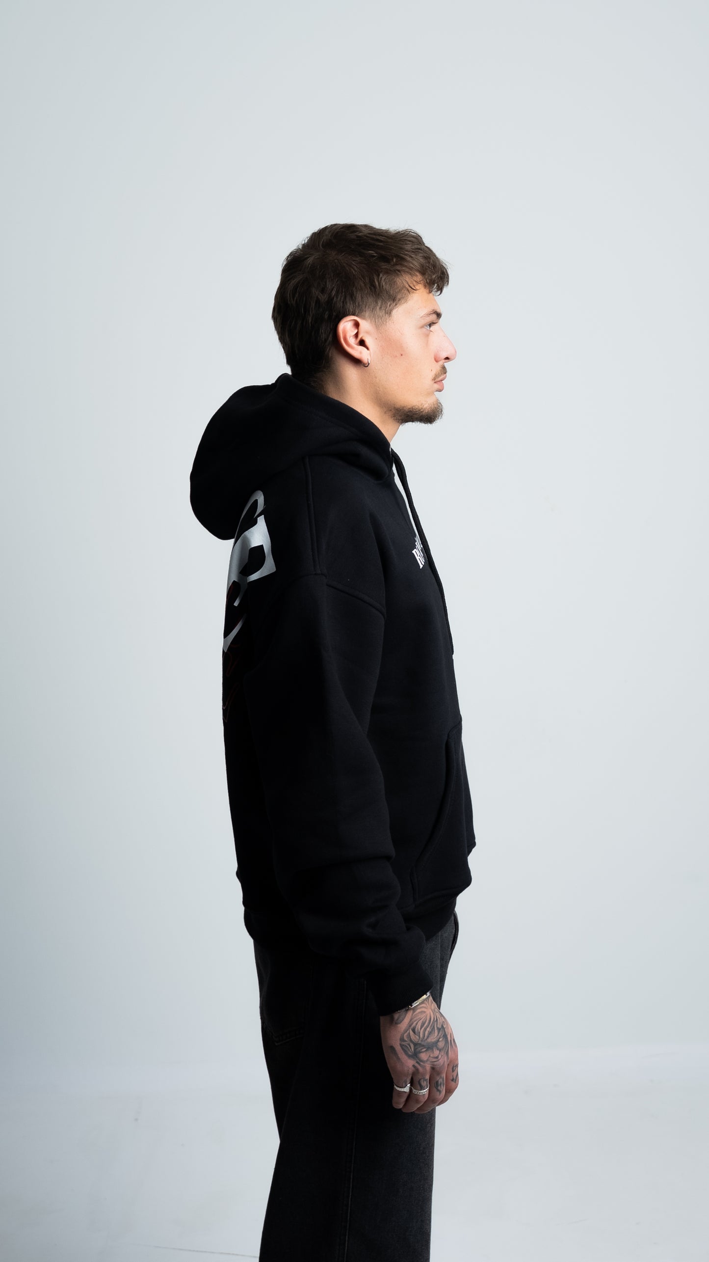 SAVAGE V2 PURE BLACK