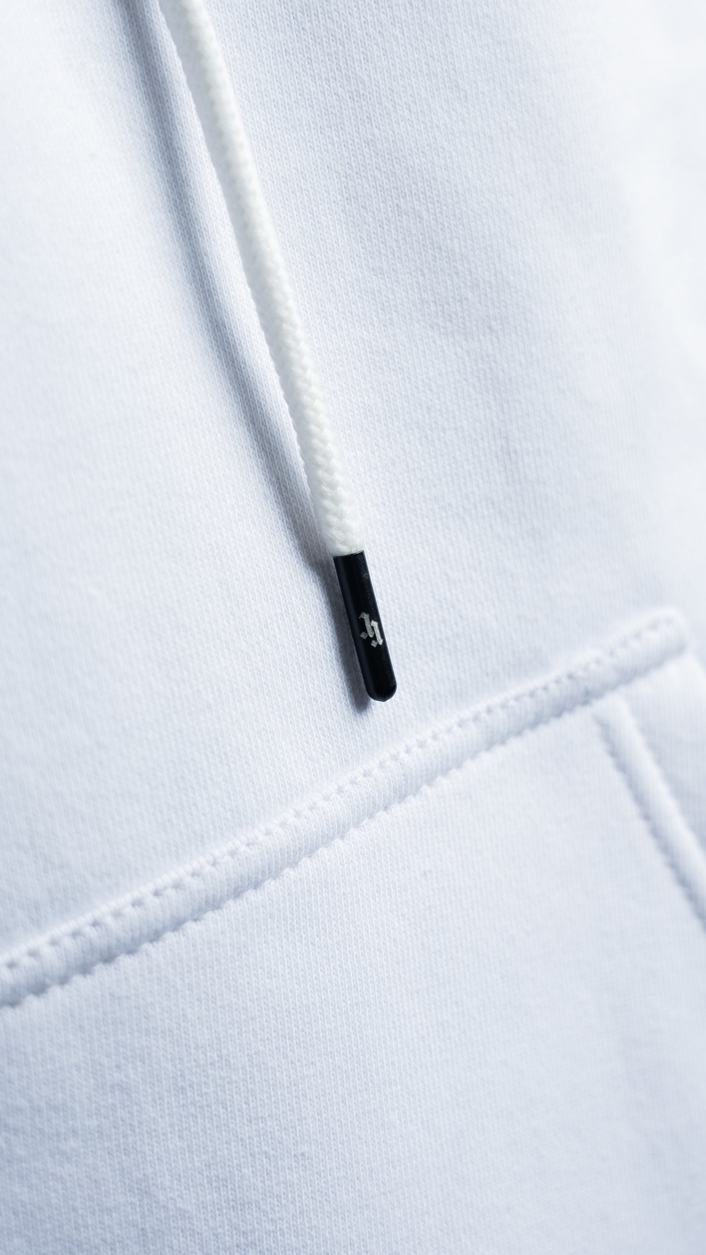 SAVAGE V2 ARCTIC WHITE