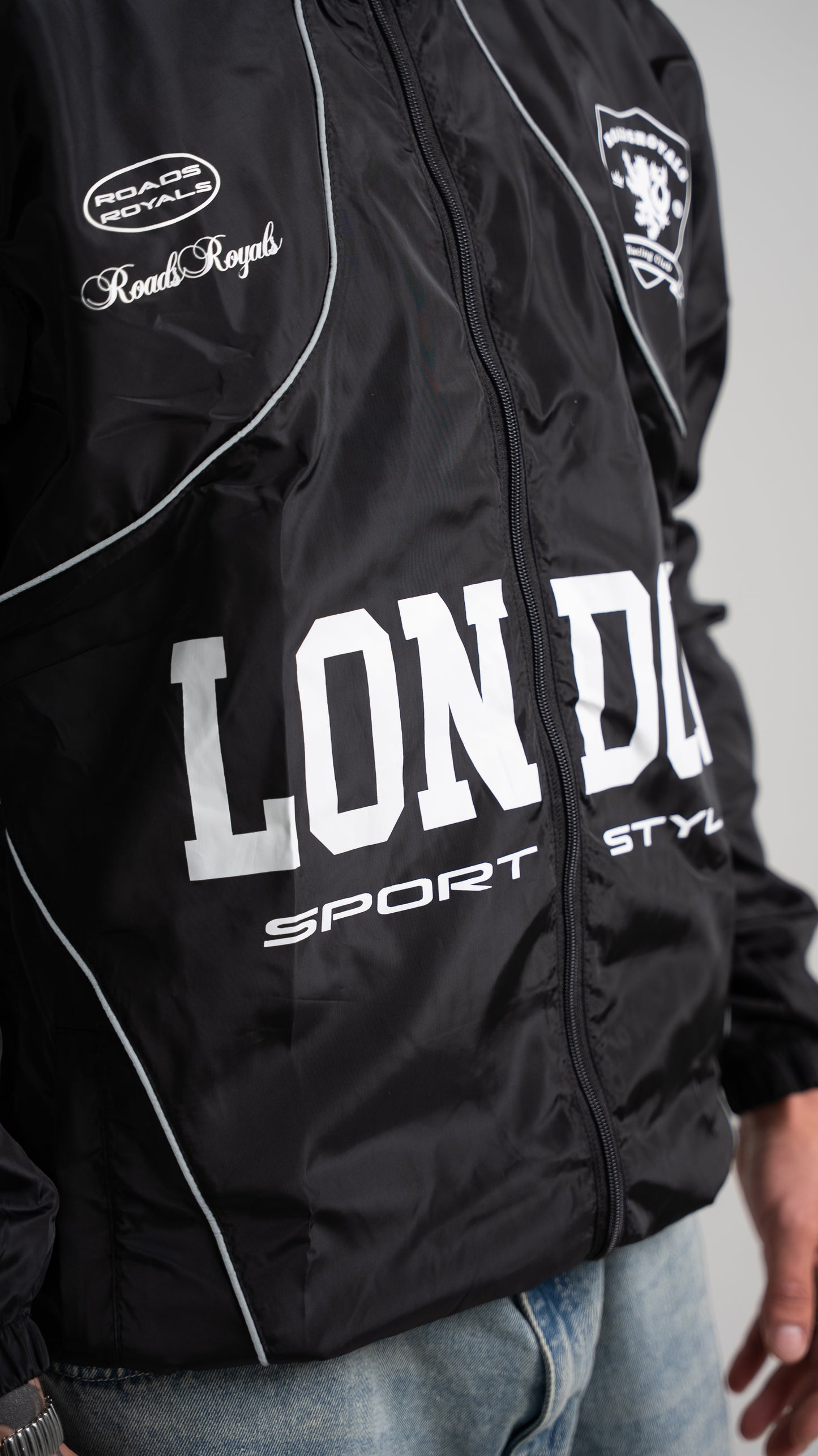 REFLECTIVE SHELL JACKET