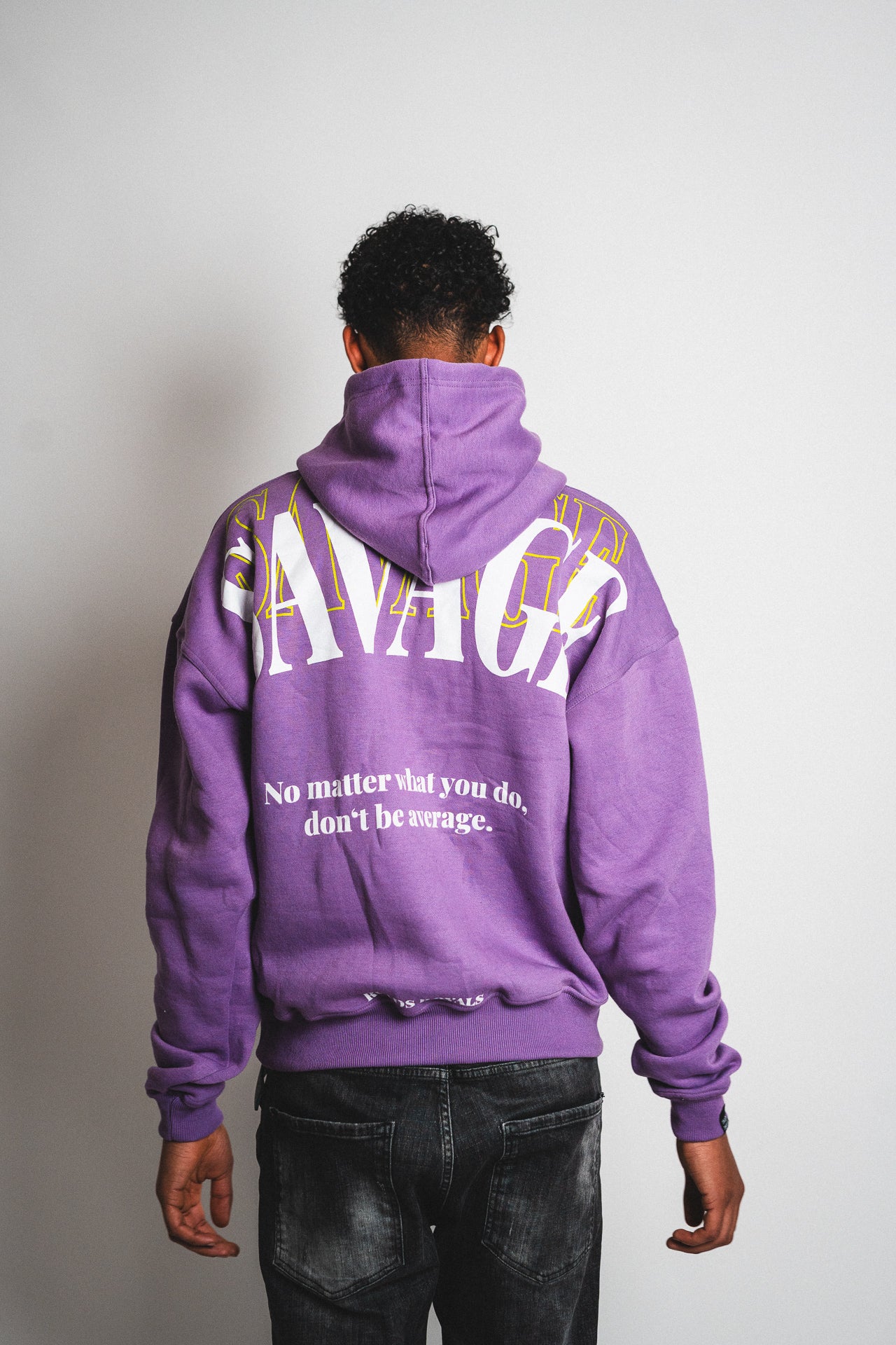 „Savage“ Hoodie purple