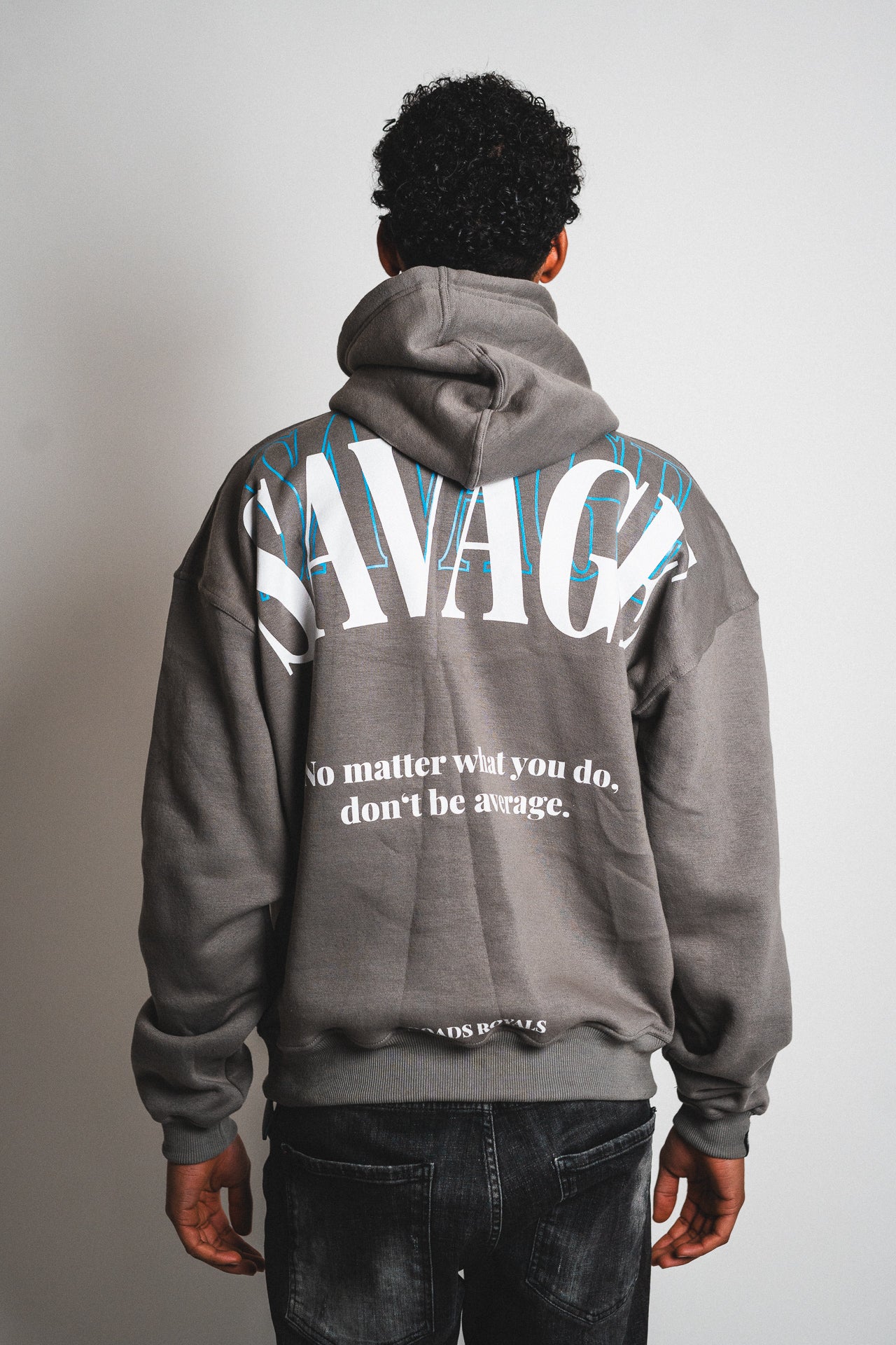 „Savage“ Hoodie grey