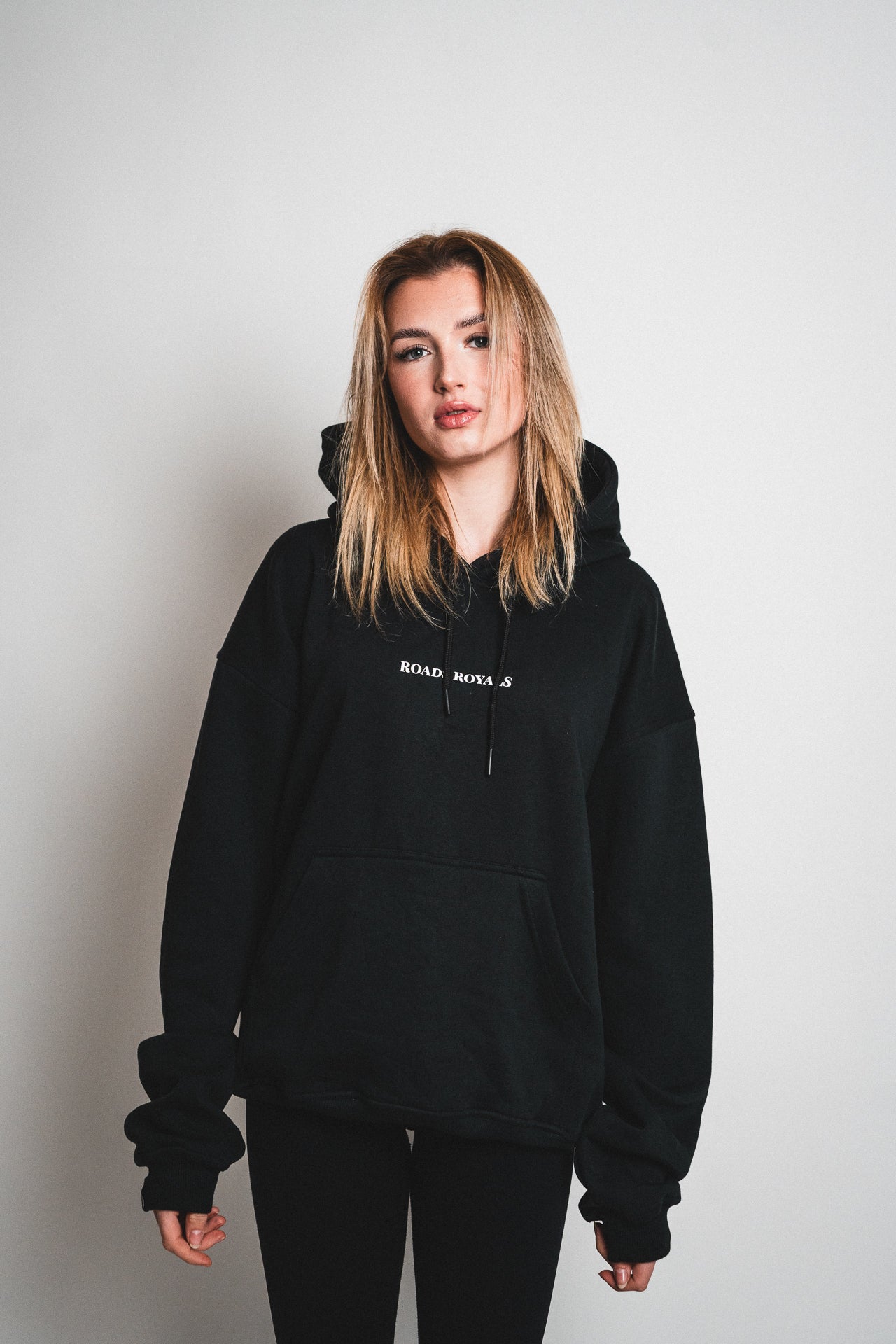 „Savage“ Hoodie black